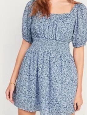 Old Navy Light Blue Floral Smocked Mini Dress S
